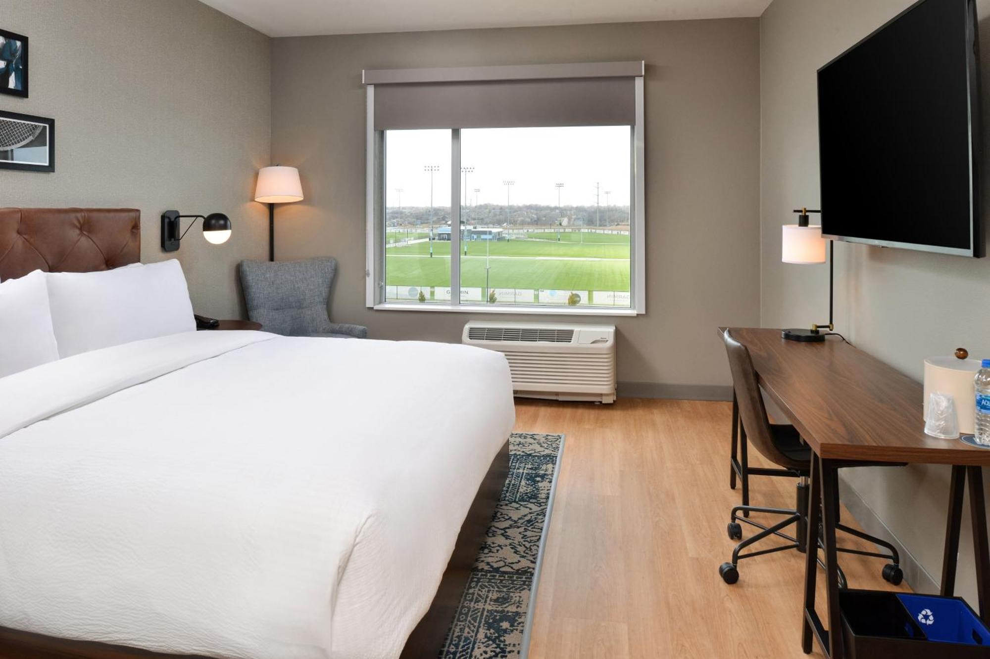 Four Points By Sheraton Kansas City Olathe Exterior photo